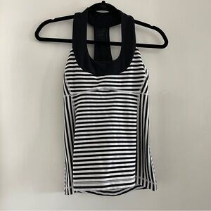 Lululemon Scoop Neck Tank in Black with White Stripes, Size 4